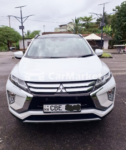 Image Mitsubishi Eclipse Cross fully loaded 2018